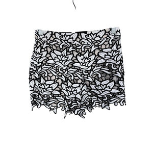 Alice & Olivia Guipure Lace Shorts Size 6 Floral Lace Lined Worn By Taylor Swift